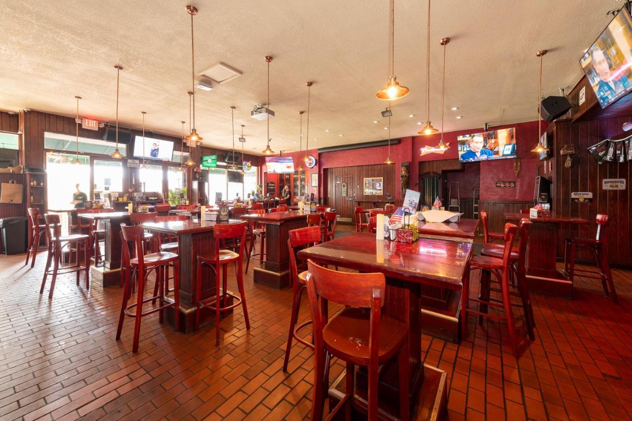 Miami Beach Suites & Bar Экстерьер фото