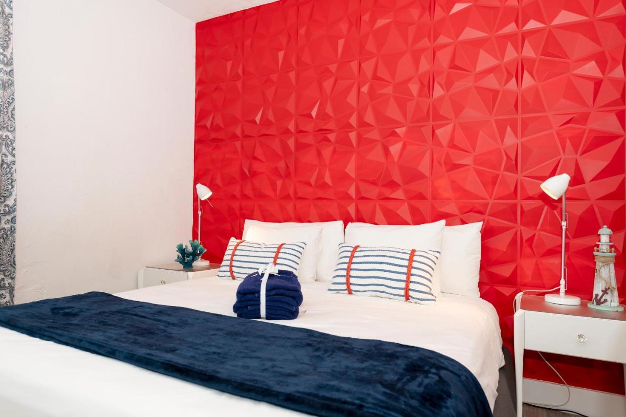 Miami Beach Suites & Bar Экстерьер фото