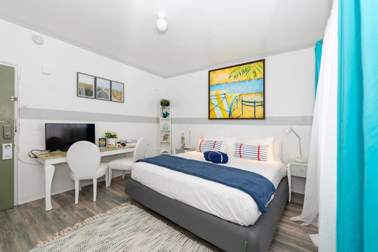 Miami Beach Suites & Bar Экстерьер фото